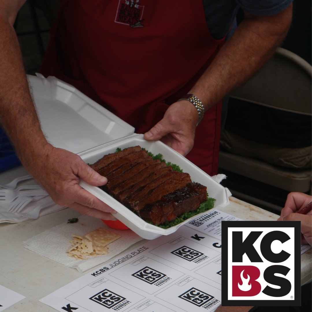 #FridayQuestion Knowing what you know now, what advice would you give your past-self when you first started cooking/judging BBQ?
#IAMKCBS #BBQ #fridayvibes