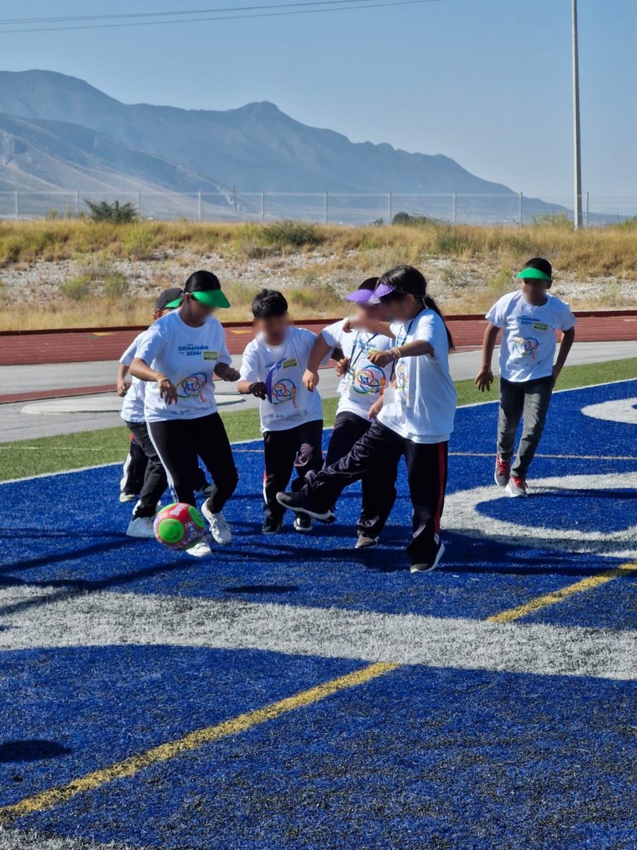 Hoy en #Saltillo realizaron las Mini-Olimpiadas en las instalaciones de la Univ. de Coahuila, un evento que fomenta la inclusión a través del deporte. Muchas gracias <a href="/UAdeC/">@UAdeC</a>, la Secretaria de Educación, y <a href="/CDMSaltillo/">CasaMigranteSaltillo</a>  por su colaboración en favor a l@s niños niñas refugiad@s