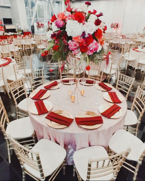 ClubSportiva's tweet photo. Planning a last minute Holiday party or 2025 kick off event? Give Club Sportiva a call to discuss our current specials. Take advantage of our limited time offer by reserving your spot before November 22nd, 2024! https://t.co/pE2aXvfyly