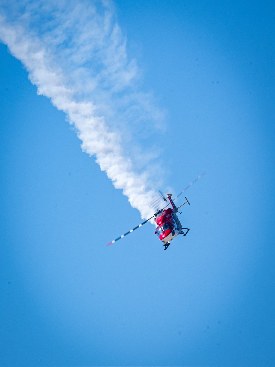sarang_iaf's tweet image. Glimpses of Sarang performing at BIAS-24. It was truly a pleasure to perform in front of the wonderful crowd here in Bahrain. 🇮🇳🚁🇧🇭
#sarang #indianairforce #bahraininternationalairshow #indiainbahrain