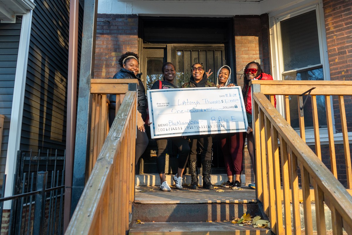 Join_RAGE's tweet photo. This week, R.A.G.E. proudly awarded two incredible young Black women the Blacklining #Grant to support their journey as new #homeowners right here in #Englewood! Applications for the #Blacklining Grant are still open! Visit https://t.co/9IasHkV1Lf to learn more & apply! https://t.co/chmPFKDoMB