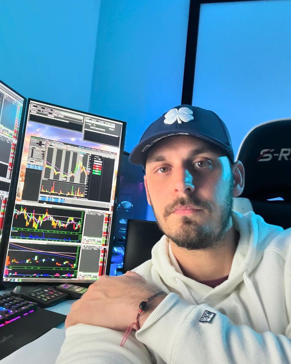 edi__trades's tweet photo. Resultados pasados de marzo de 2024.
Hermoso mes. Me concentré en mantener las pérdidas bajo control y no solo lo logré, sino que solo tuve 2 días rojos en todo el mes!!!
40% de retorno en 1 mes📈. https://t.co/8x8VCUYybR