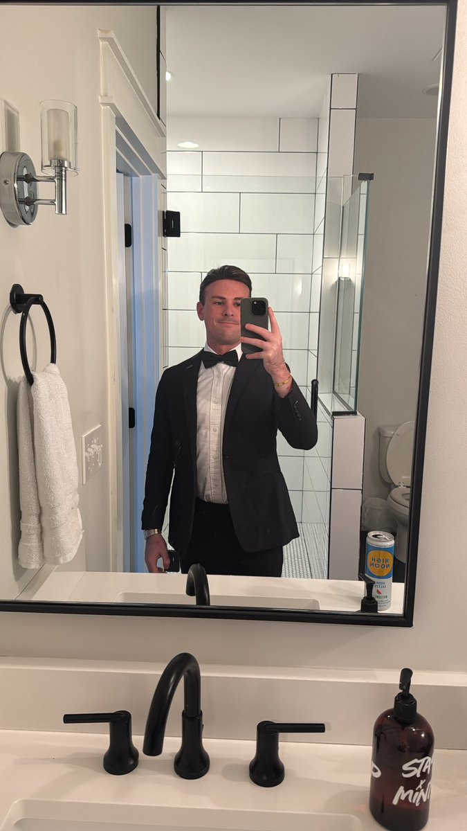 🤵‍♂️