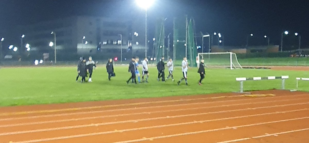 PontardaweTown's tweet image. Half Time | @afc_llwydcoed 1 Pontardawe Town 3

Town lead 3-1 at half time through goals by Steff Pryce, Ben Scannell and Roman Legavec

Lots to work on after a slow start and now it's time for a cuppa ☕️

#GetInThere #CmonPonty #UppaTown
