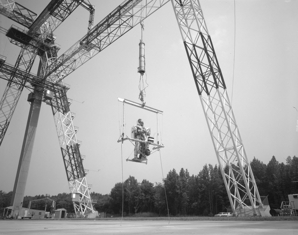 NASALangley's tweet photo. In 1965, Apollo astronauts began training for their historic journey to the moon at NASA Langley’s Lunar Landing Research Facility.

The 2023 astronaut candidate class visited the space last year and learned how it's being used today.

Watch a test: https://t.co/hQeIhrJ9BE https://t.co/df4tidDKwl