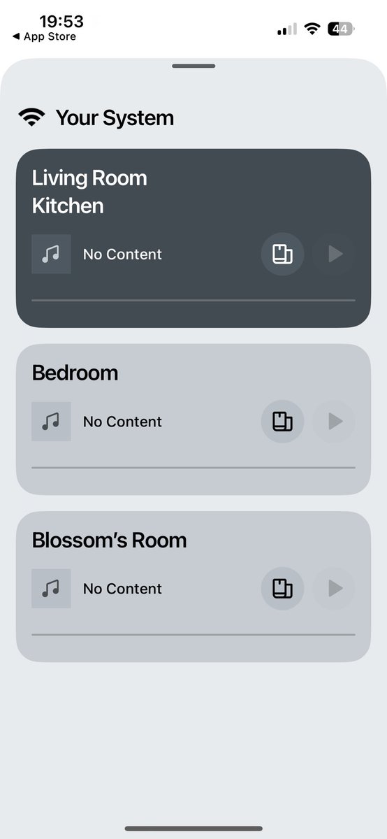malcmac120's tweet photo. @Sonos Updated and still exact same problems persist. Music playing on groups from Spotify playlist and yet nothing displays in app or able to control music in any way. https://t.co/mZM2CH1t1f