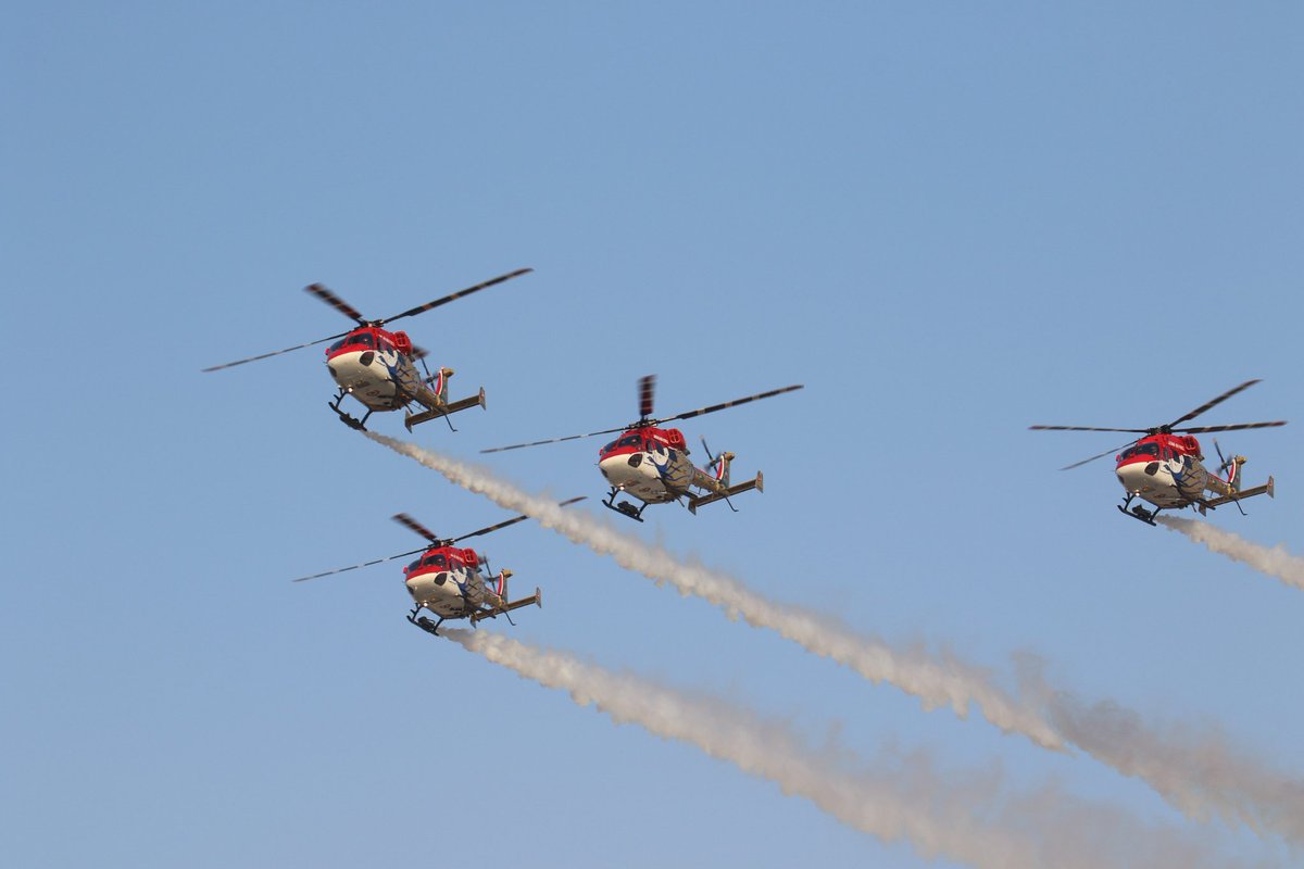 sarang_iaf's tweet image. A few more glimpses from BIAS-24.
#sarang #indianairforce #bahrainairshow