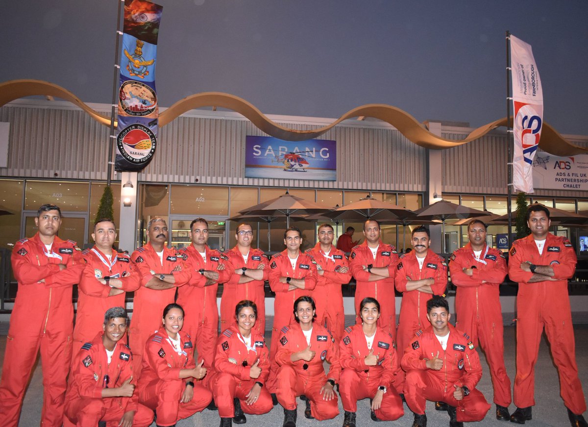 sarang_iaf's tweet image. A few more glimpses from BIAS-24.
#sarang #indianairforce #bahrainairshow