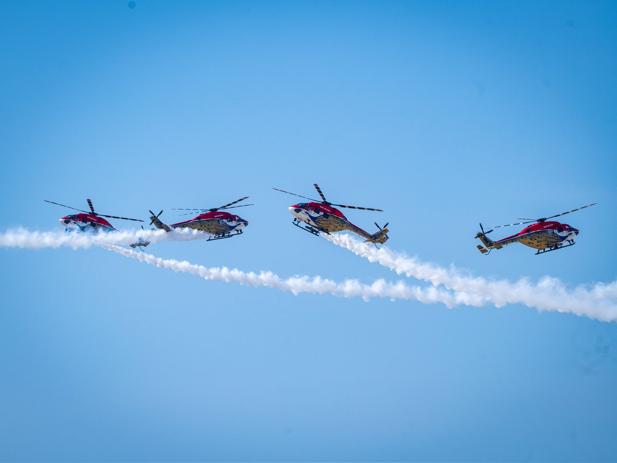 sarang_iaf's tweet image. A few more glimpses from BIAS-24.
#sarang #indianairforce #bahrainairshow