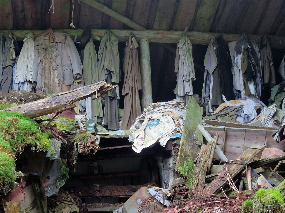 Idag ett år sedan jag och Eva-Lisa fann ett ödehus som gjorde att vi blev helt tagna. Vi har inte varit där sedan dess. Det får nog bero.