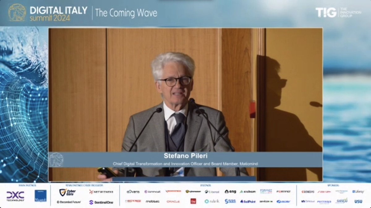 Si è tenuta oggi la IX edizione del Digital Italy Summit in cui Stefano Pileri ha affrontato la questione delle reti. "Emergono due grandi temi: il primo è l'espansione capil,lare della fibra ottica il secondo è l'evoluzione della rete mobile 5G."