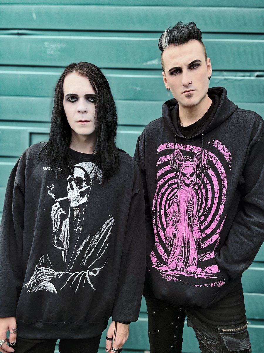 VampireFreaks's tweet image. Excuse us for a moment while we squeal about the incredible band @2shadowsband rocking our Death Rave Bunny Hoodie &amp;amp; No Smoking Sweatshirt

#2Shadows #VampireFreaks #GothFashion #AltStyle #AltBand #AlternativeStyle