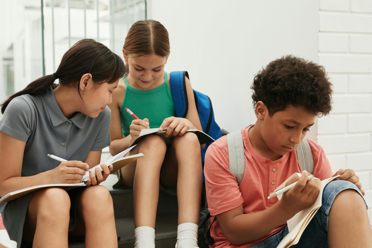 Achievement Network (@achievementnet) on Twitter photo The ANet team is looking for 10-15 students from grades 6-12 across the country to share their honest opinions about assessments.  Learn more here: hubs.ly/Q02YlR-k0 The ANet team is looking for 10-15 students from grades 6-12 across the country to share their honest opinions about assessments.  Learn more here: hubs.ly/Q02YlR-k0