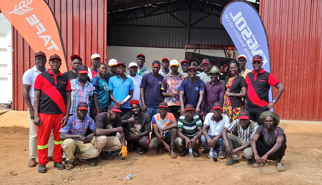 Engsol_UG's tweet photo. We wrap up our tractor and operators training in Gulu on high.
Appreciation goes to all the different stakeholders who were a part of this Retail Engagement Program that made it a success. 👏
#EngsolUganda #ENGSOLGulu #TractorTraining #AgriculturalMachinery https://t.co/bCdStyBb5Z