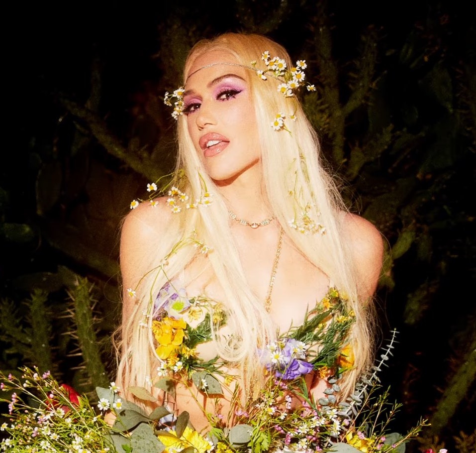 gwenslyrics's tweet photo. if you see me acting in a strange way
i tried to love before you came
and now you're dealing with the damage done
are you strong enough?

|| "reminders" ||
#gwenstefani

https://t.co/wyZqn11PoM https://t.co/HJMVyIoh32