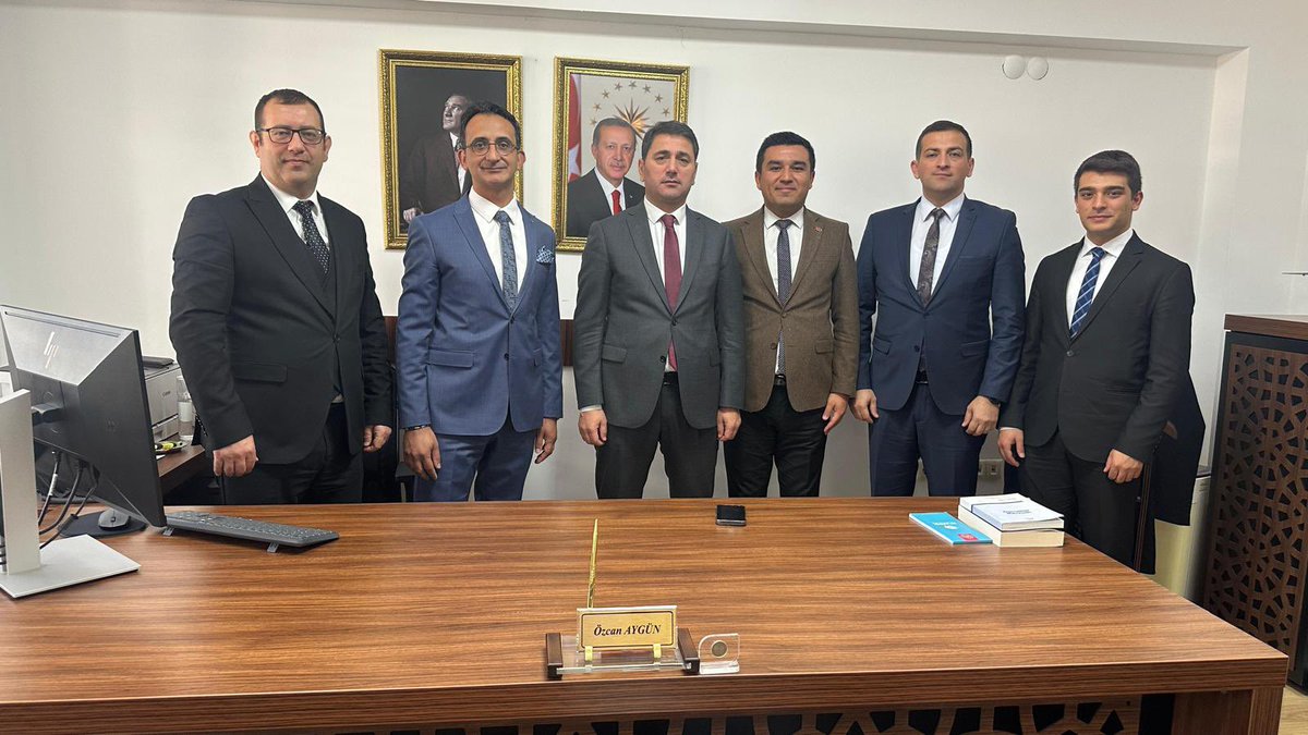 Derneğimiz, Sivil Toplumla İlişkiler Genel Müdürü Mustafa İSPİRGİL, Genel Müdür Yardımcıları Ahmet TÜRKÖZ ve Özcan AYGÜN’ü ziyaret etti. Misyonumuzu güçlendirecek adımlar atmak için heyecanlıyız; iş birliği ve projeler üzerine verimli bir görüşme gerçekleştirdik.