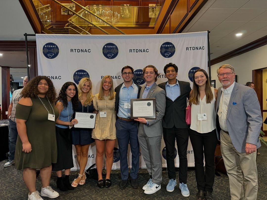 UNCHussman's tweet photo. 🏆 UNC Hussman students and alumni took home over 20 awards from the 2024 Radio Television Digital News Association of the Carolinas Awards, including wins for Sports Xtra, Carolina Week and Carolina Connection. Congrats to all the award recipients ➡️ https://t.co/7Ur5lUkdQ3 https://t.co/TAchecEro3