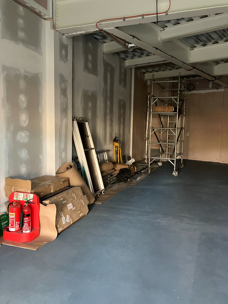 ProjectIconic's tweet image. From concept to reality! 🔨✨ 

Check out this amazing transformation we completed last year in Wokingham. Swipe to see the before &amp;amp; after!

#Transformation #ConstructionSuccess #BeforeAndAfter #Wokingham