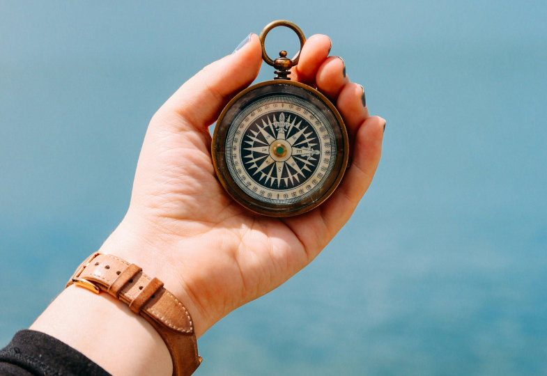 Die Bischöfe haben ihre Ausrichtung gegen die AfD mit einer Erläuterung zur Grundordnung des kirchlichen Dienstes präzisiert.
herder.de/hk/hefte/archi…