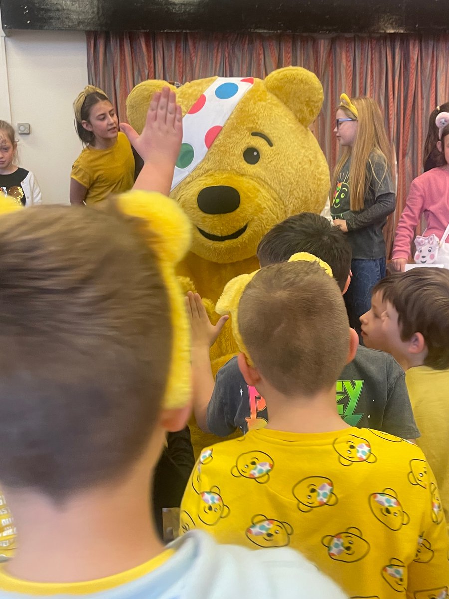 MrsGreenland tweet media