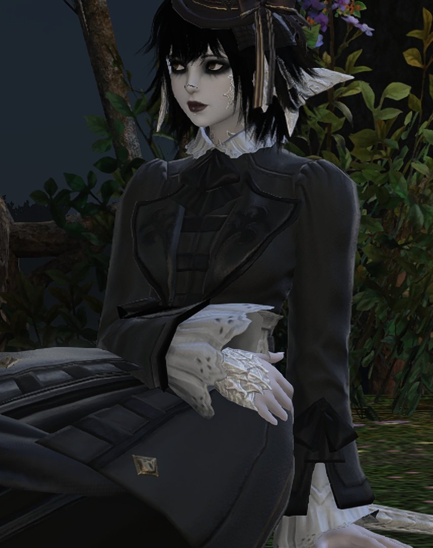 Emilyffxiv's tweet photo. Here's another old pic. 🖤 https://t.co/g0od9LKxyq