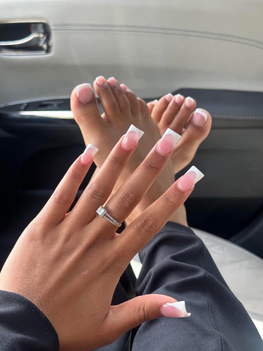Prettyarii21's tweet photo. - They could never make me hate you 😍 https://t.co/y0USz88OxN