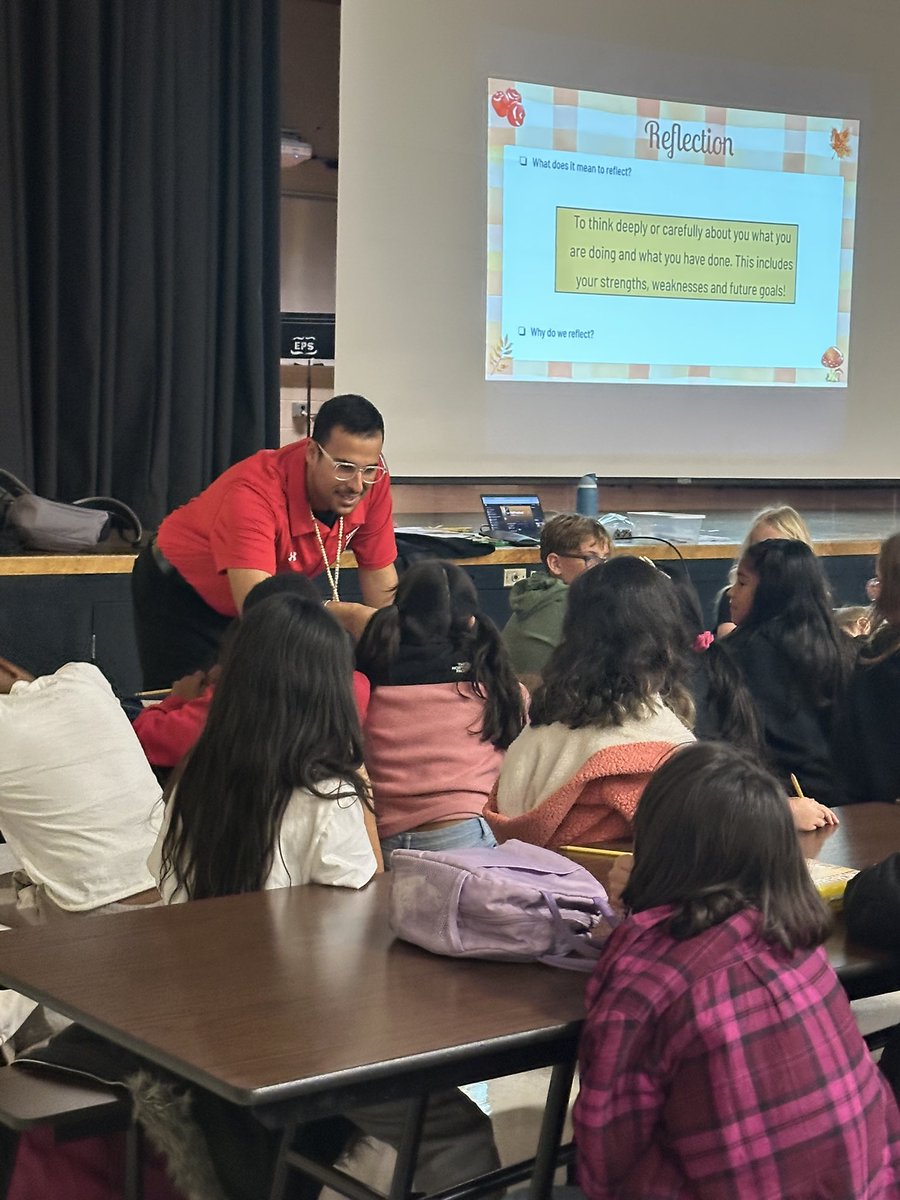 Miss. Kochis tweet media