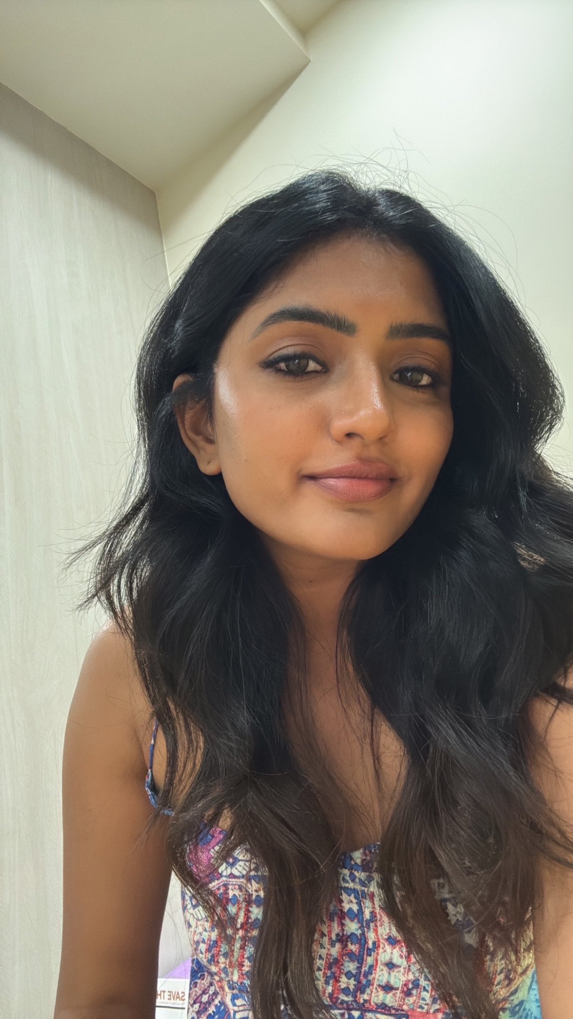 GccEDa_XAAAsBGR?format=jpg&name=large