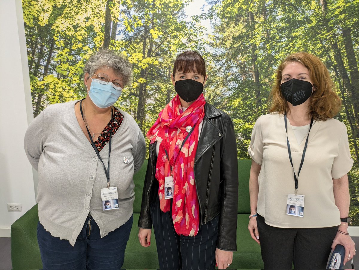 Un immense merci à Sammie Mc Farland pour son témoignage illustrant tellement bien la réalité du covid long de et Long Covid Kids UK
<a href="/SammieFMc/">Sammie McFarland - See you over there 🦋</a>
<a href="/LCK/">LCK</a> 
<a href="/apresj20/">ApresJ20 - Association Covid Long France</a> 
<a href="/LckUsa/">LongCovidKidsUSA🇺🇲 🧡💙🧡</a> 
<a href="/LCKCanada/">Long Covid Kids Canada 🇨🇦🧡💛💚💙</a> 
<a href="/MillionsMissgFr/">Millions Missing France</a> 
<a href="/co19longcours/">Collectif Covid Long Pédiatrique/C19 au Long Cours</a>