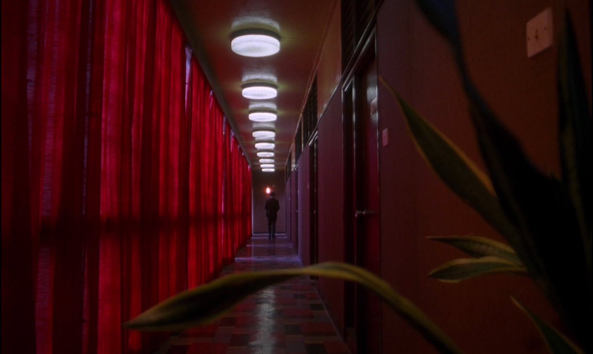TheCineScope's tweet photo. In the Mood for Love (2000) Dir. Wong Kar-wai https://t.co/3jfdUhpmcJ
