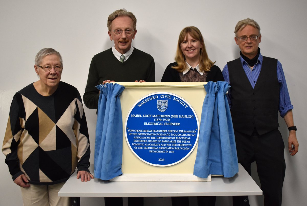 Arts, Humanities and Cultures, University of Leeds (@leedsuniahc) on Twitter photo A blue plaque for pioneering electrical engineer Mabel Lucy Matthews has been unveiled in Wakefield. The event saw AHC's Prof Graeme Gooday and Dr Katie Carpenter (<a href="/ktrcarpenter/">Dr Katie Carpenter</a>) share their research on Matthews, who championed women's role in industry
wakefieldexpress.co.uk/news/people/bl… A blue plaque for pioneering electrical engineer Mabel Lucy Matthews has been unveiled in Wakefield. The event saw AHC's Prof Graeme Gooday and Dr Katie Carpenter (<a href="/ktrcarpenter/">Dr Katie Carpenter</a>) share their research on Matthews, who championed women's role in industry
wakefieldexpress.co.uk/news/people/bl…