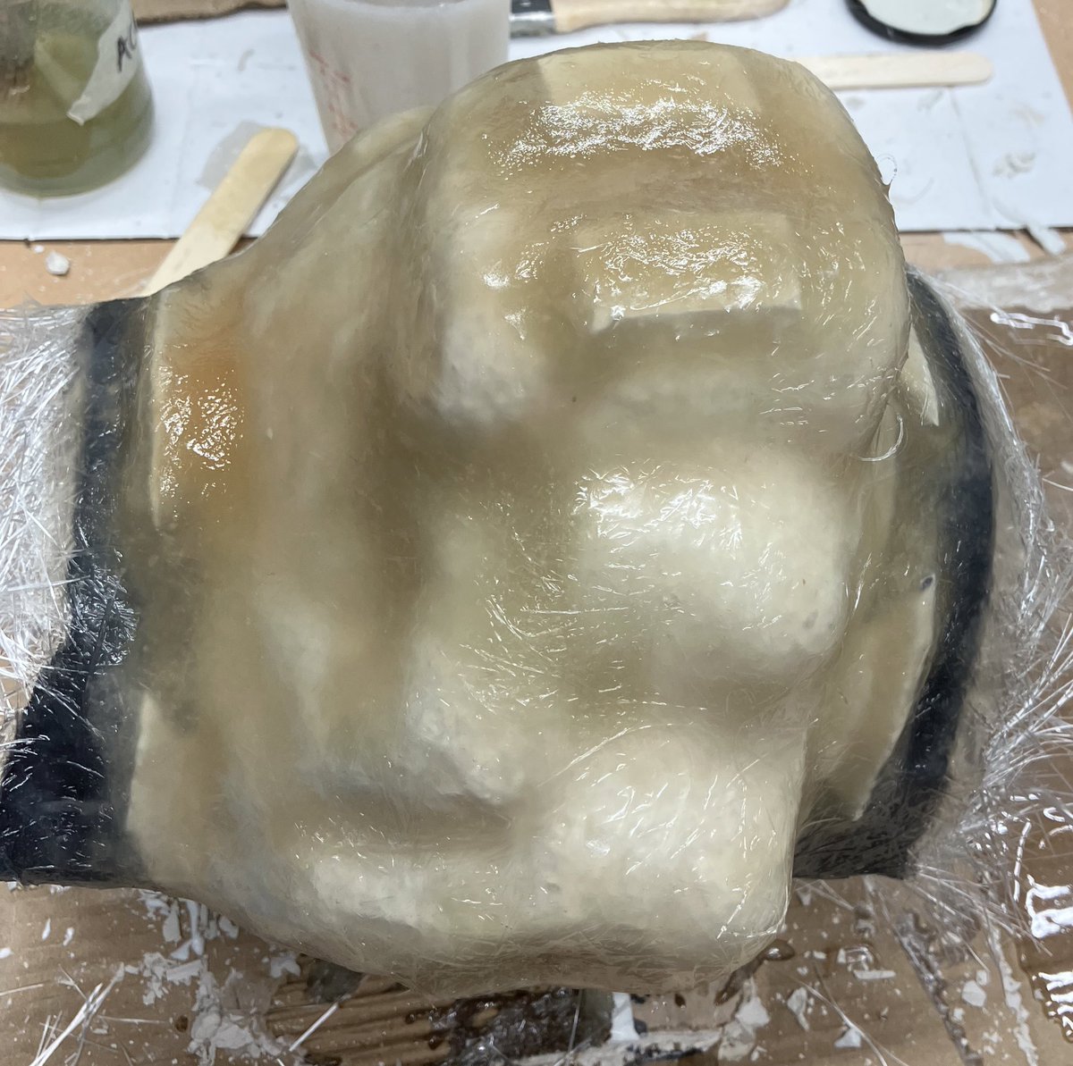 AMHmakes's tweet photo. Fibreglass jacket time!
#DoctorWho #Voc #ModleMaking https://t.co/R0oxiioUz7