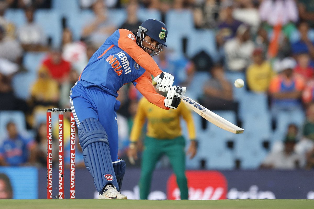 its_ShyamDev18's tweet photo. Friends If Tilak Varma scores a century today, I'll send ₹1000 to everyone who retweets,like this post . 
#INDvSA #SanjuSamson #INDvSA #indvssa #tilakvarma https://t.co/NksaS9xTbD