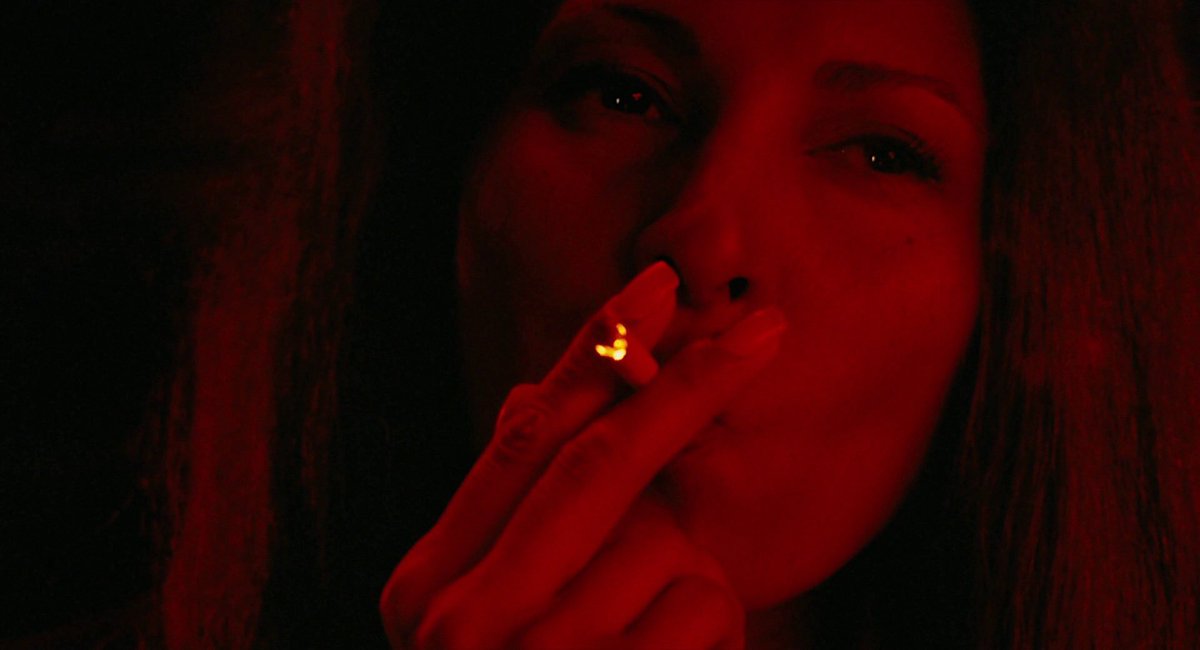 TheCineScope's tweet photo. Jackie Brown (1997) Dir. Quentin Tarantino https://t.co/5gAGuuCEQZ