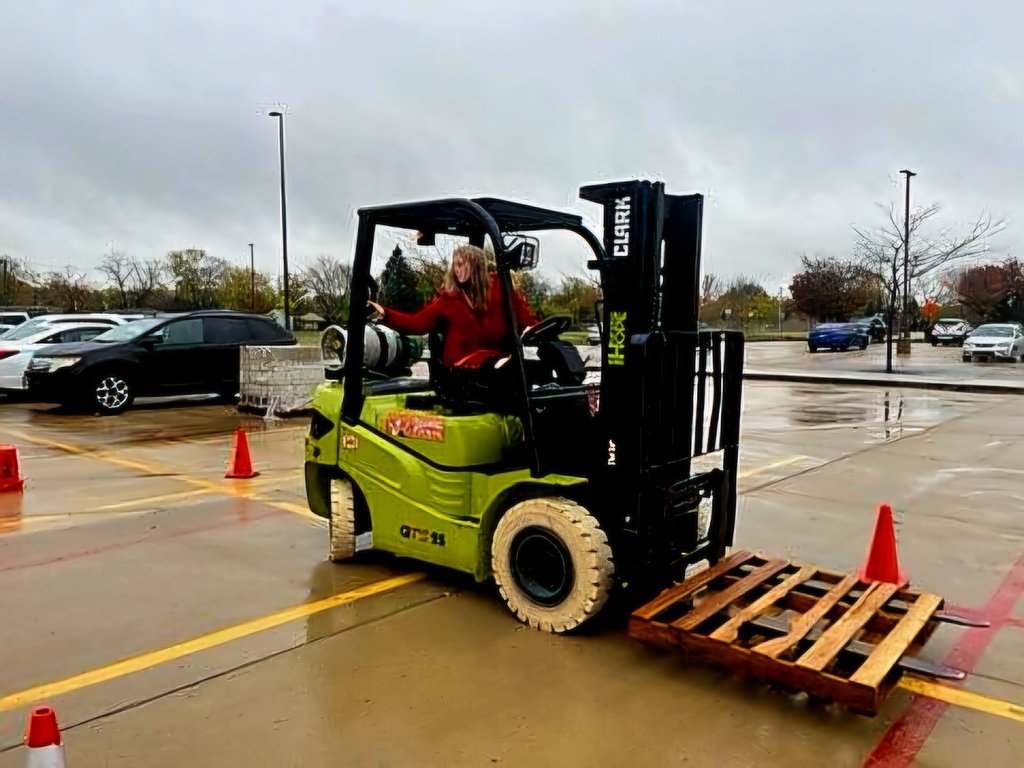 Milton_Union_HS's tweet photo. Over a dozen students got an opportunity to become forklift certified over the past three days! Preparing them for the workplace after high school! Big thank you to Ms. Kimball, for making this happen!
#PreparingfortheFuture
#BulldogPride https://t.co/B4VzExnoPP