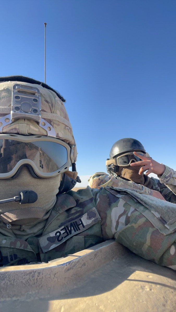 itskee98's tweet photo. Super late to give my vets a shoutout . Finally out the field 🫡🇺🇸 Proud for those who have served and to those who are still serving https://t.co/Wj7kqnujbC