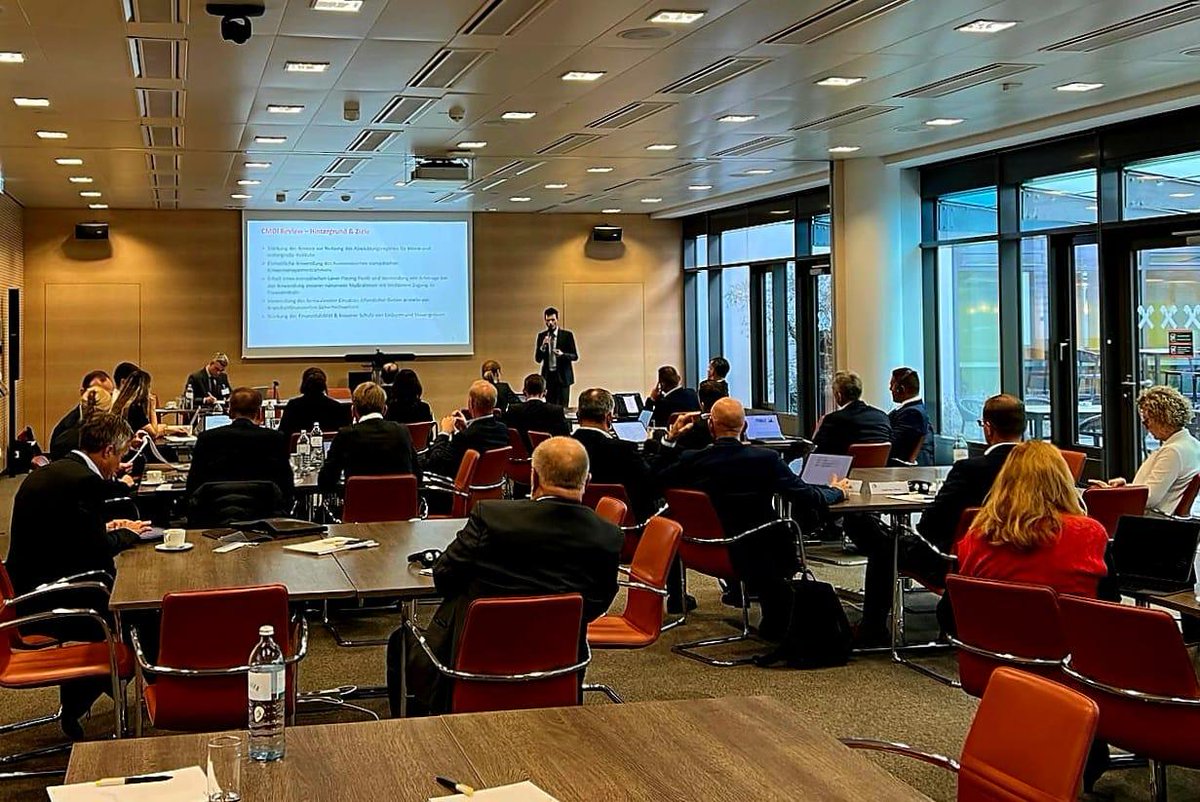 🚀 A glimpse into the future: New policies will reshape the financial sector! The EFBS conference in Vienna covered key topics like green mortgages, the digital euro, and more. Huge thanks to all participants and organizers! Looking forward to April 2025! 🏡💶🌱 #EuBV2024