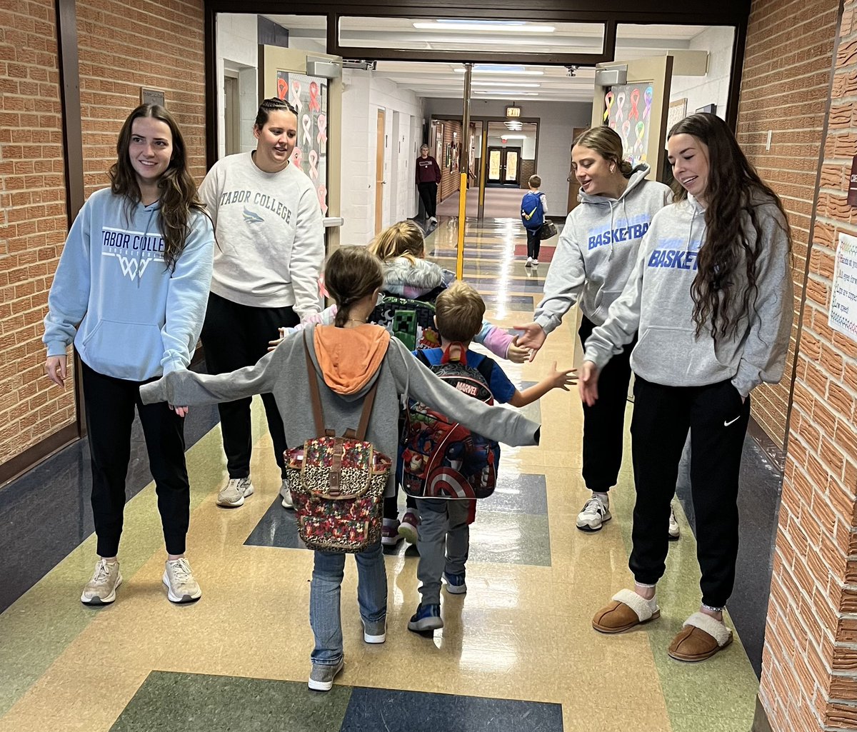 High Five Friday at Hillsboro Elementary! #TaborProud