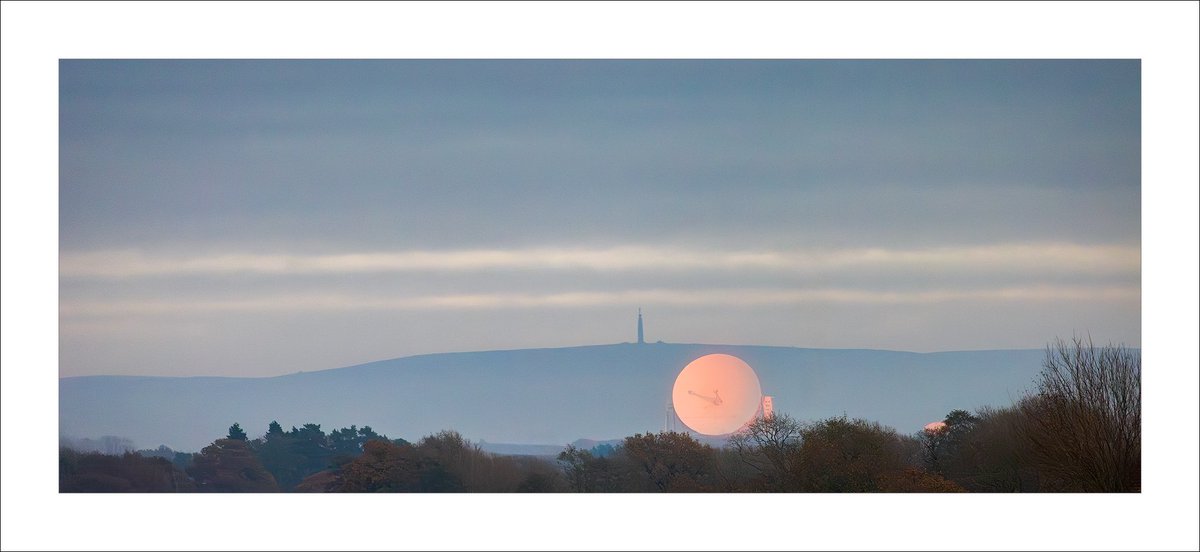 BigPhilUK's tweet photo. Pretty in pink. @jodrellbank https://t.co/gnsttmzQL5