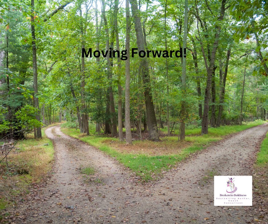 BrkntoBoldness's tweet image. You are not defined by your mistakes. Learn from them and move forward with confidence. 🛤️ #LearnAndGrow #SelfConfidence #openupnow #brokentoboldness