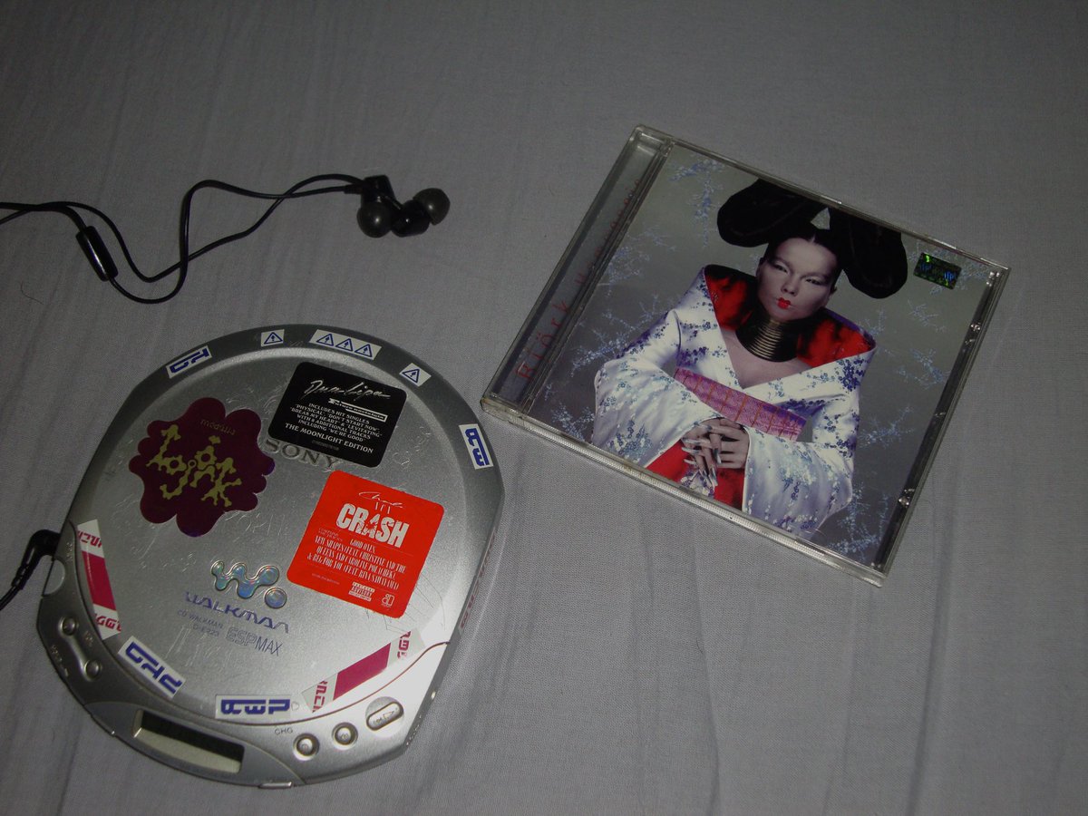 nextlevelarty's tweet image. state of emergency ｡･:*:･ﾟ★,｡･:*:･ﾟ☆ ｡