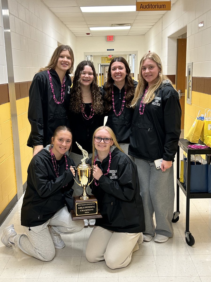 goDCHSathletics's tweet photo. Good luck to the D300 Girls Swimmers at IHSA State today and tomorrow! ⁦@CUSD300⁩ ⁦@dhpreps⁩ ⁦@NWHPreps⁩ https://t.co/BV9kiXCsUi
