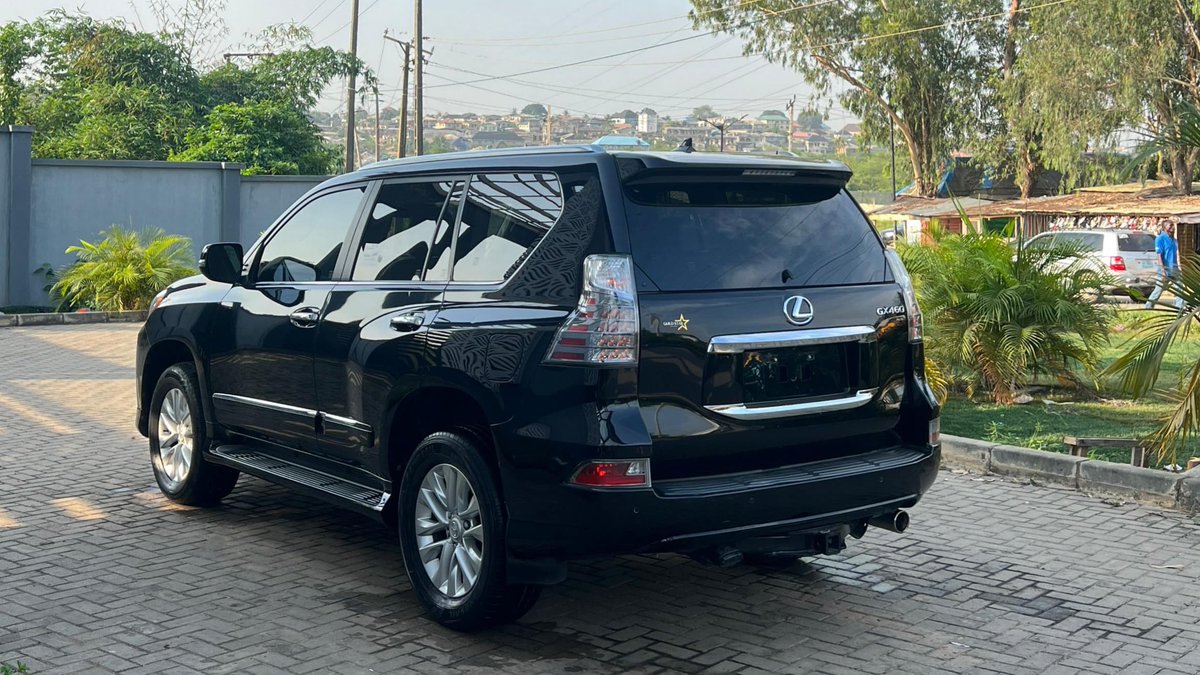Autorush2's tweet photo. ๐: FOREIGN USED 2015 LEXUS GX460 https://t.co/e1X0jPowAR