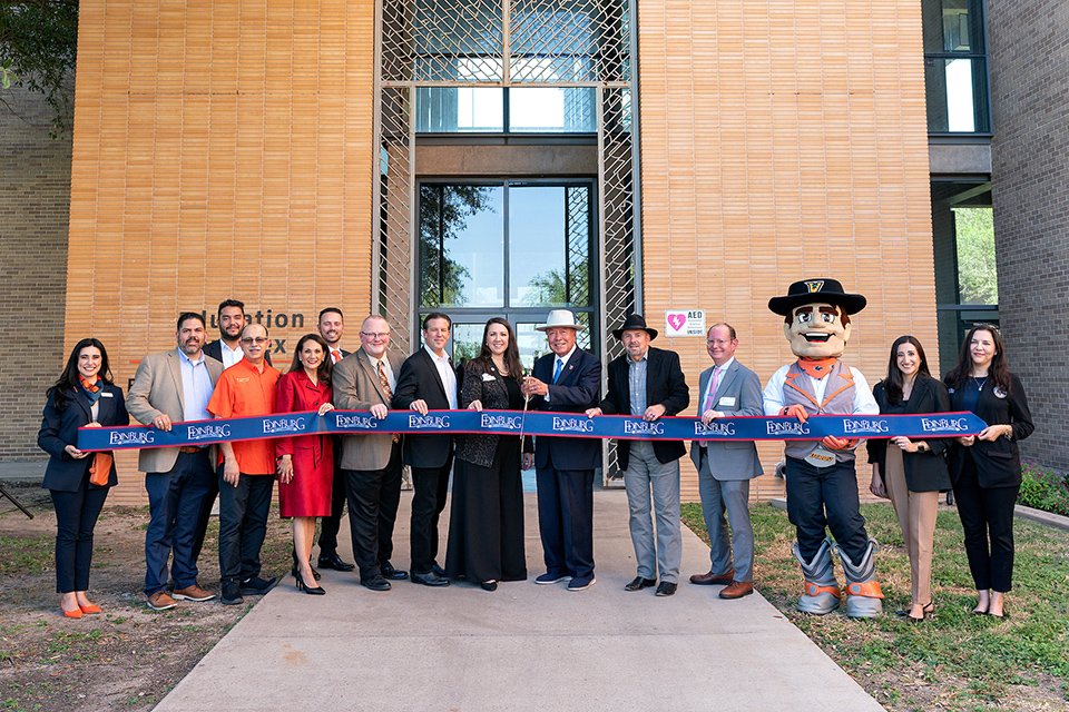 Thanks to the #txlege, <a href="/UTRGV/">UTRGV</a> and <a href="/TexasDIR/">Texas Department of Information Resources</a> are ready to drive progress in:
✅ Cybersecurity
✅ Workforce development
✅ Support for local government
✅ Expanded educational opportunities
The new Regional Security Operations Center in Edinburg is a prime example of this
