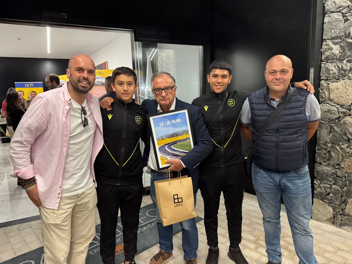 FFLasPalmas's tweet photo. 🗣️ l La ponencia ‘¿Quién domina el juego?’ despierta la curiosidad de árbitros y entrenadores

ℹ️⬇️
https://t.co/nJZezs5Dva https://t.co/gJr5yHpMHZ