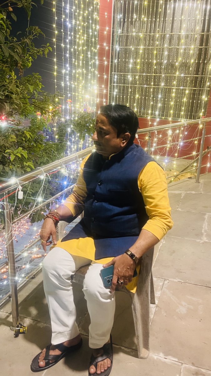 S_R_DWIVEDI's tweet photo. आज देव दीपावली के अवसर पर आप सभी देशवासियों को हार्दिक शुभकामनाएँ और बधाई https://t.co/8PrhZExRNa