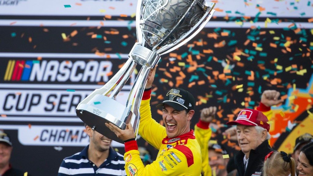 5 ways NASCAR could change its controversial playoff format ftw.usatoday.com/2024/11/nascar…
