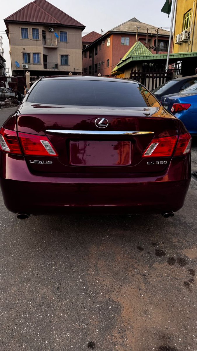asiwajuautos1's tweet photo. Lexus ES350 2008 🇺🇸Used 
✅️Accident Free 
✅️Factory Navigation &amp; Reverse Camera 
✅️Sharp Leather Interior 
✅Factory Fitted Ac 
✅Alloy rims
✅Smooth Transmission 
✅Sharp Body
✅Low Untouched Mileage 
 [Additional information,  pictures &amp;price]👇 https://t.co/Qvl3lWgL8j
