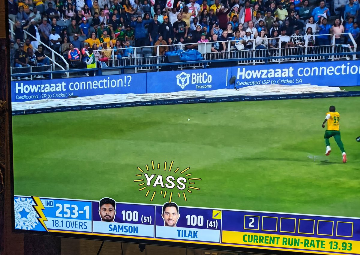 MeghaRay0109's tweet photo. 💯: 💯 
Boys be killing it.

Samson ooof!
Tilak, oooof!

#INDvSA 
#SanjuSamson #TilakVarma 🙌 https://t.co/06WP98vkjK