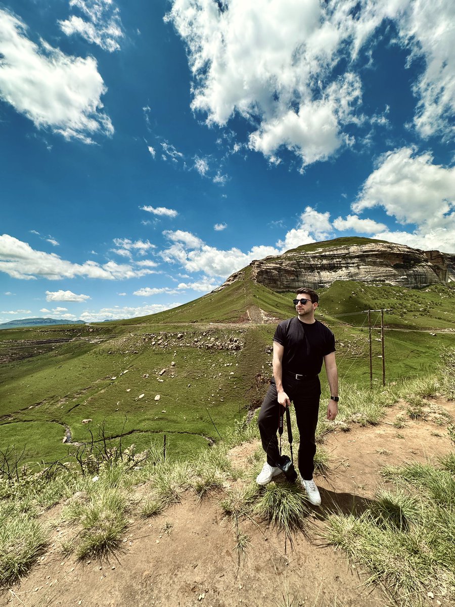 Argonowt's tweet photo. Travelling through South Africa atm and I‘m in love.  🇿🇦 https://t.co/rq6mKaw7Rb